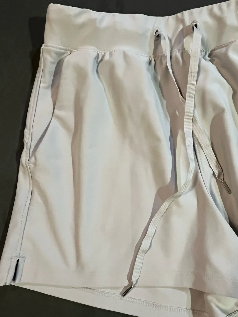 Old Navy High Waisted Powersoft Shorts, Ivory/Cream, Sz S
